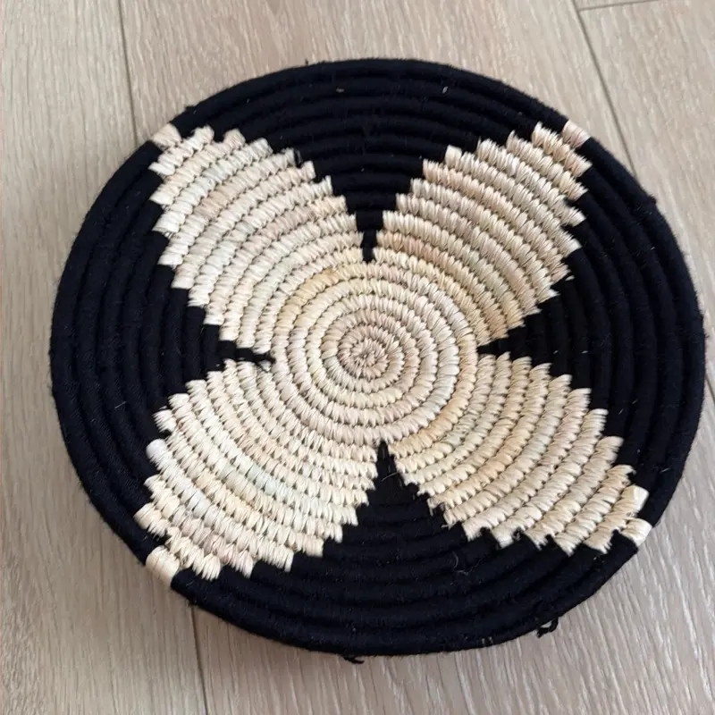 Wall art made of Sabai grass and threaded