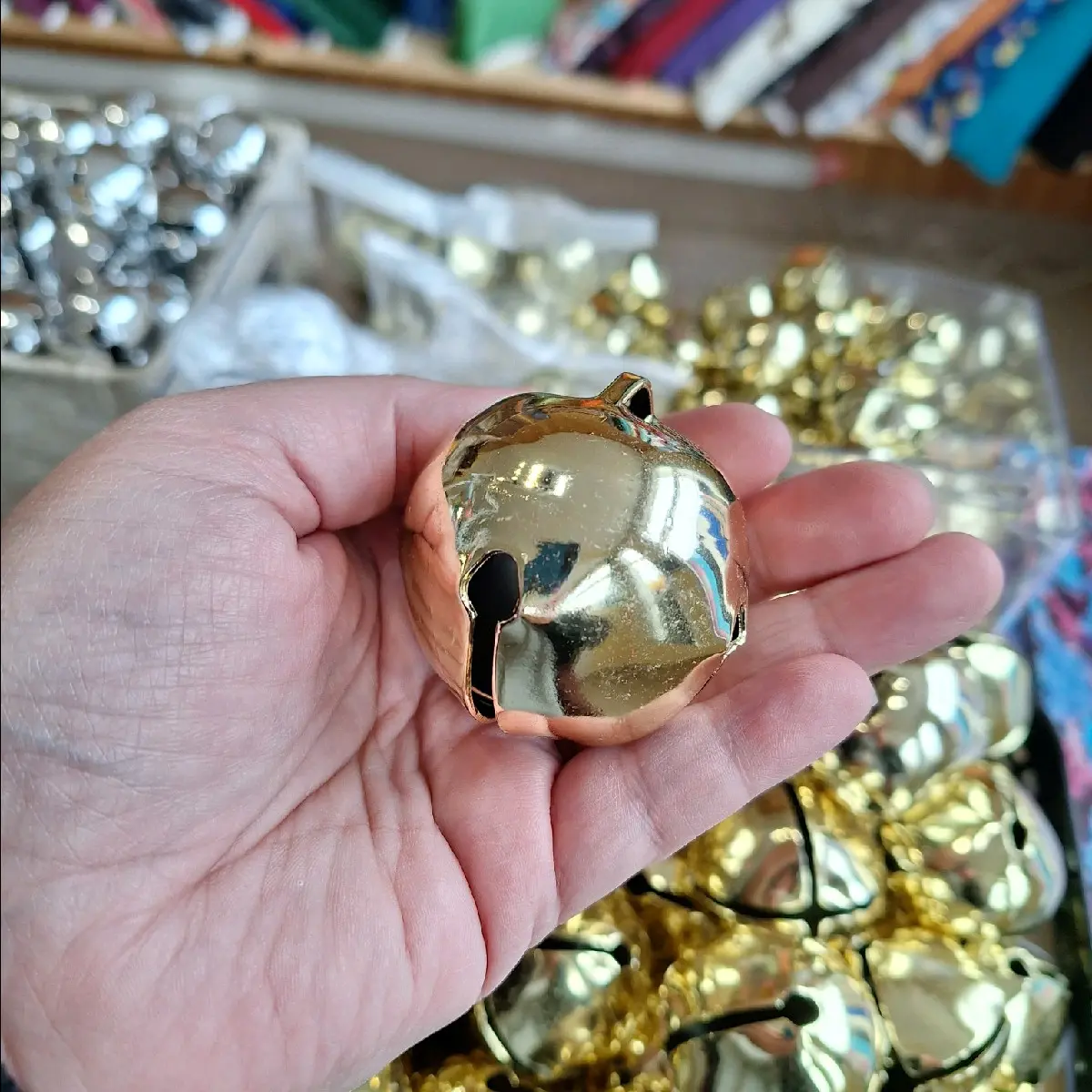 2" Brass, Jinglebell