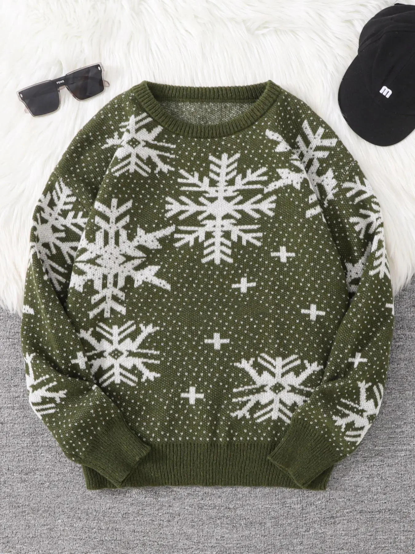 Men's Cross & Snowflake Pattern Drop Shoulder Sweater, Regular Fit Casual Long Sleeve Round Neck Jumper for Fall & Winter, Fashion Men's Knitwear for Daily Wear
