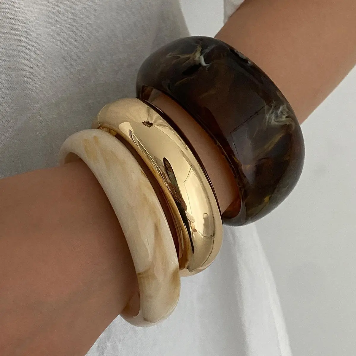 Retro Punk Beige Coffee Thick Resin Acrylic Smudging Bangles Geometric Irregular Wide Bangle Bracelet For Women Pulseras Jewelry