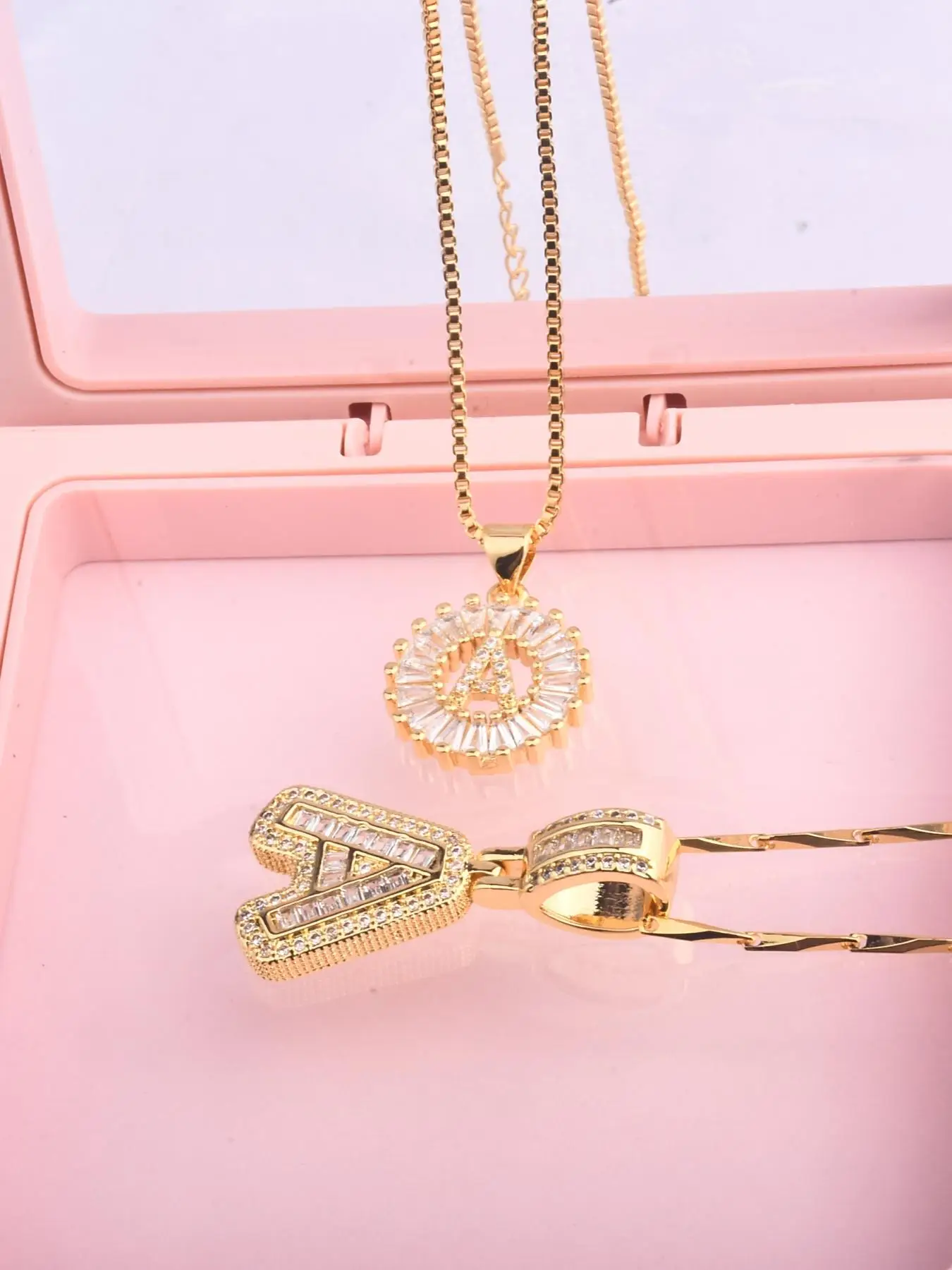 Letter Design Pendant Necklace & Hair Clip, with Gift Box, Fashion Jewelry for Party, Daily Decor, Trendy All-match & Exquisite Jewelry for Birthday G