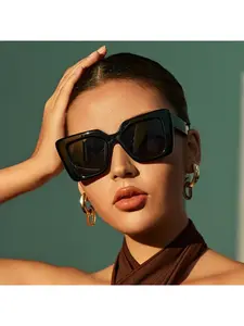 Large frame simple and fashionable square sunglasses for women, Instagram popular street photography sunglasses, European and American trendy sunglasses