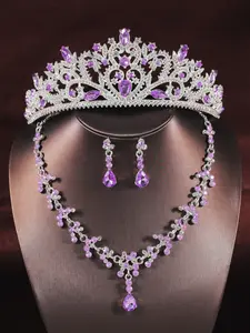 A set of bridal accessories with purple diamonds embellishing the crown, a simple and exquisite necklace, and earrings, consisting of 4 wedding accessories. Wedding dress, wedding gown, and jewelry are also suitable for weddings, parties, dances, and gath