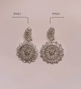 Flor de Corazon Arete