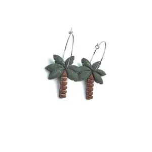 Enchanted Island Palm Hoops