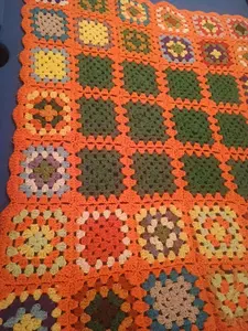 Vintage Handmade Crochet Afgan Granny Square Throw 44x34"
