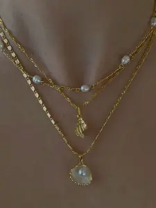 3PCS Women Teens Boho Ocean Layered Necklace Set, Gold Plated Alloy with Faux Pearl & Shell Charms, Stacked Choker for Beach, Daily & Vacation, Ideal Birthday Gift