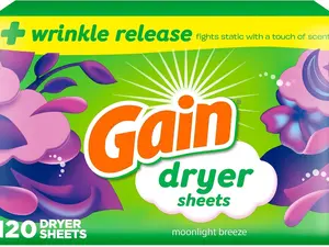 dryer sheets Plus Wrinkle Release, Moonlight Breeze Scent, 120 Count, Fights static with a touch of scent, laundry sheets