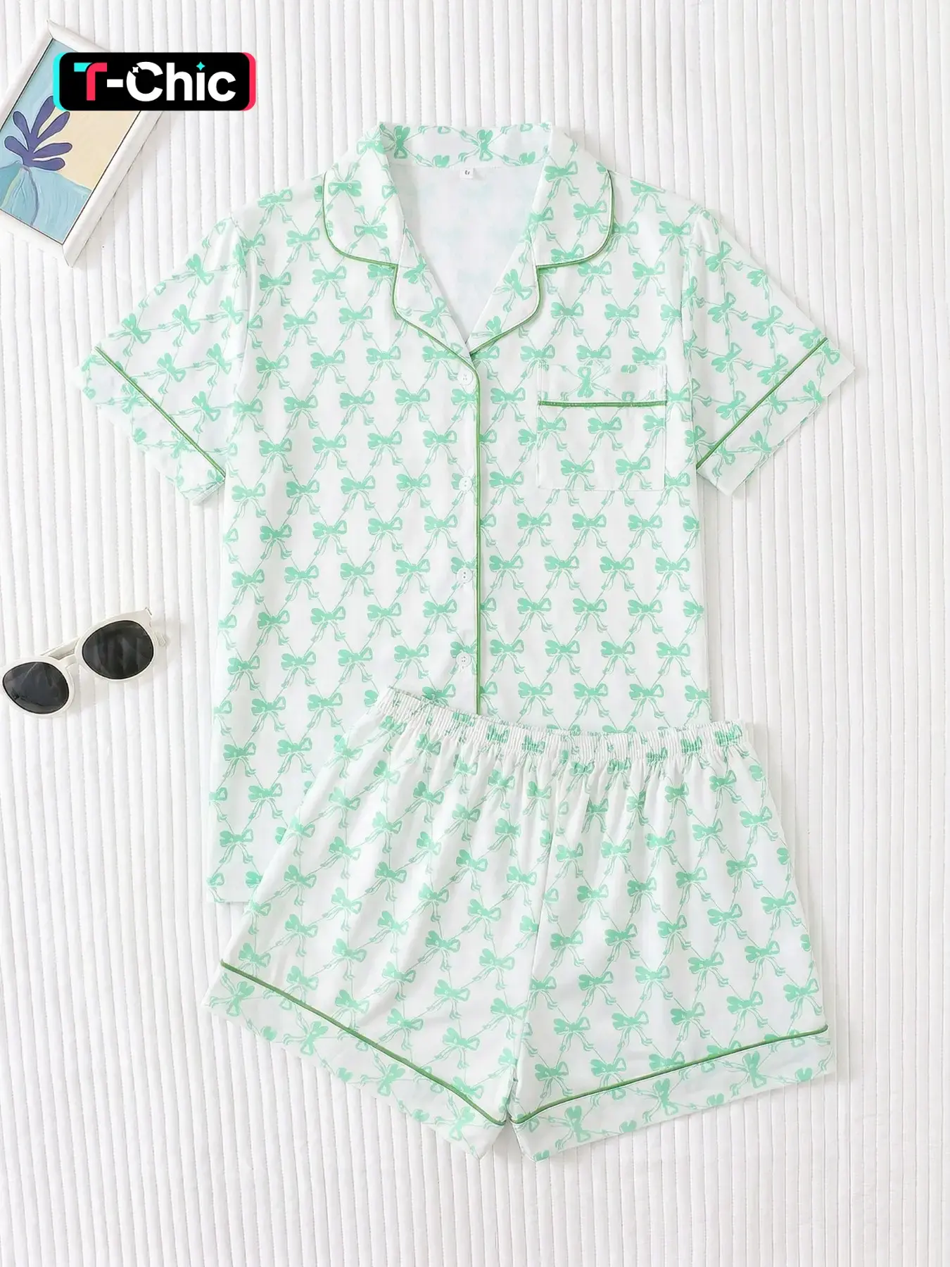 Women's Two-Piece Bow Full-Print Sleepwear Lightweight Nightwear Casual Loungewear Pajamas, Soft Breathable Fabric, Comfortable Loose Fit Short Sleeve Button Top and Shorts Set, Pjs