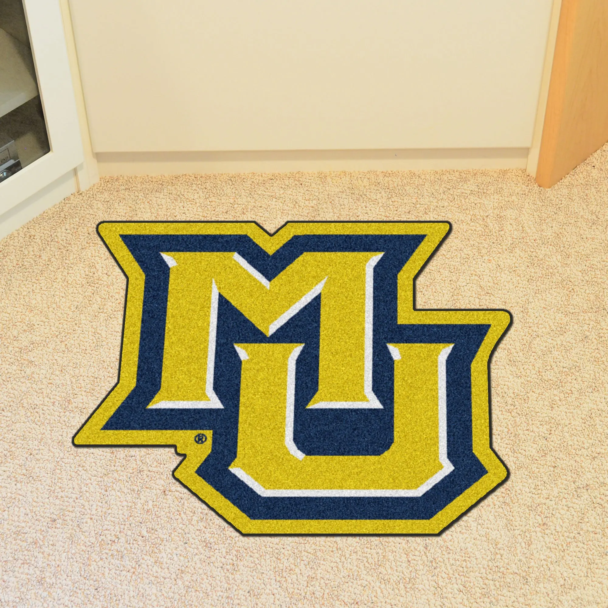 Marquette Golden Eagles "MU" Mascot Rug - 30"x40"