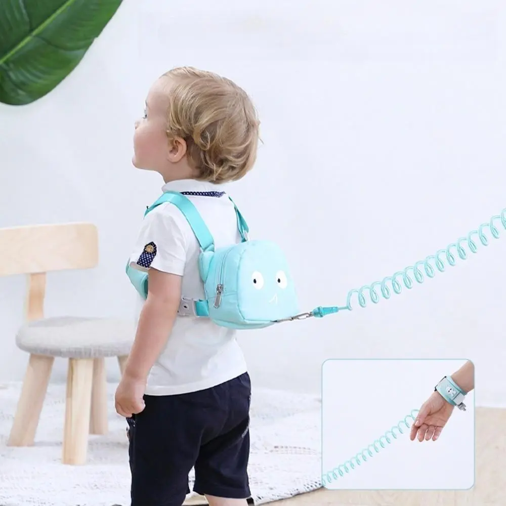 Toddler Anti-Lost Backpack with Safety Leash, Lightweight Wing Style Harness with Adjustable Straps for Travel & Public Outings, Portable, Anti-Lost Leash, Crowded Places, Sports, Stay Visible And Secure