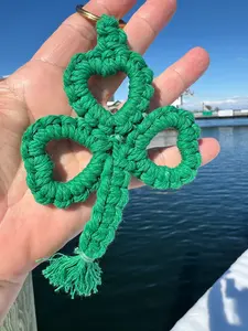 Macrame Shamrock Keychain