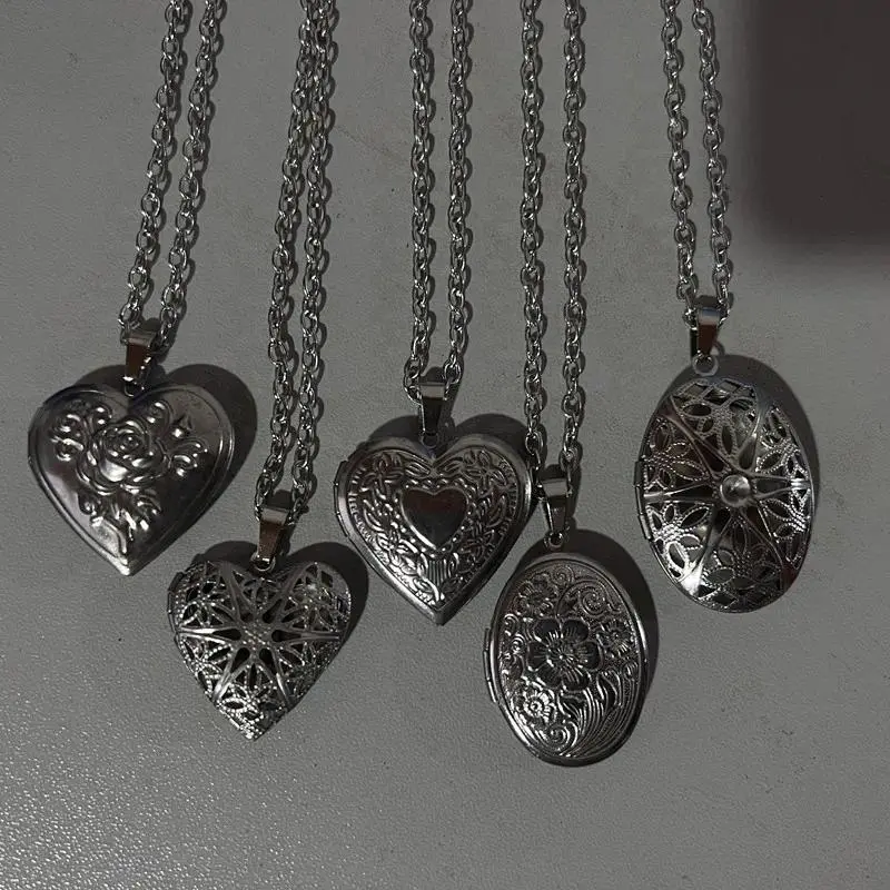 Vintage Openable Heart Locket Pendant - Stainless Steel Silver Color Photo Frame Charm Necklace for Women, Party Gift