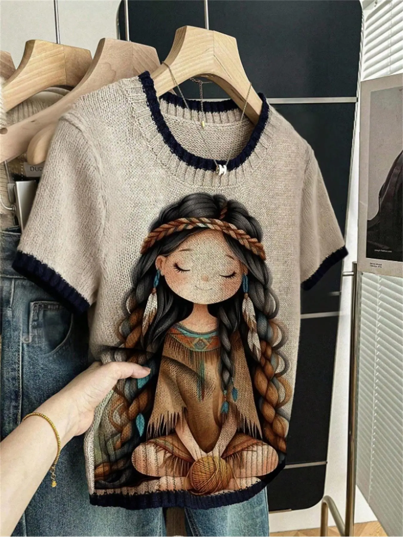 Cartoon Portrait Print Round Neck Fitted Sweater, Casual Crewneck Prints Short Sleeve Knitwear for Spring Summer Fall, Comfortable Warm Women's Clothing, Everyday Tops