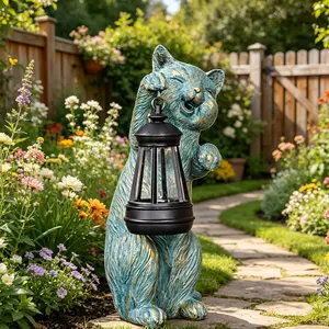 Solar-Powered Animal Kitten Lantern Resin Statue Ornament, Home Decoration Accent with Automatic Power Off, Garden & Home Supplies, Ideal Gifts for Mom (Birthday, Housewarming)