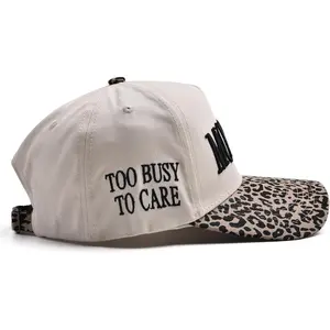 Women’s Mommin Trucker Hat Vintage Two-Tone Ponytail Baseball Cap Embroidered Adjustable Hat Great Gift for Mom Casual Outfit Valentine's Day Gifts