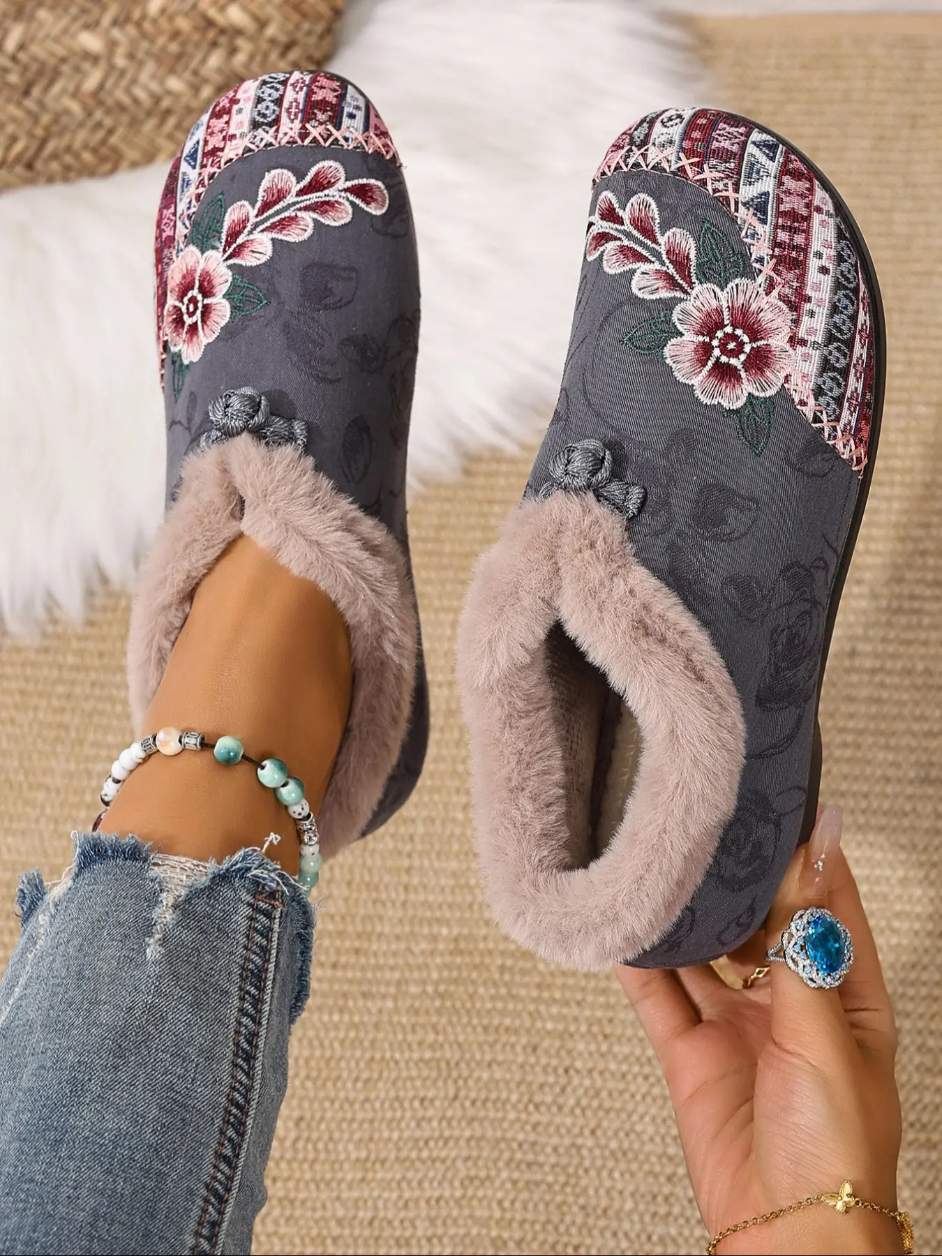 Women's Winter Snow Boots, Floral Flat Slip-On Short Boots, Western Embroidered Boots, Insulated Shoes, Lightweight Warm Daily Travel Party Boots, Ankle Snow Boot, Footwear