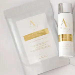 AGLOW LUX Self Tanning Application Mitt