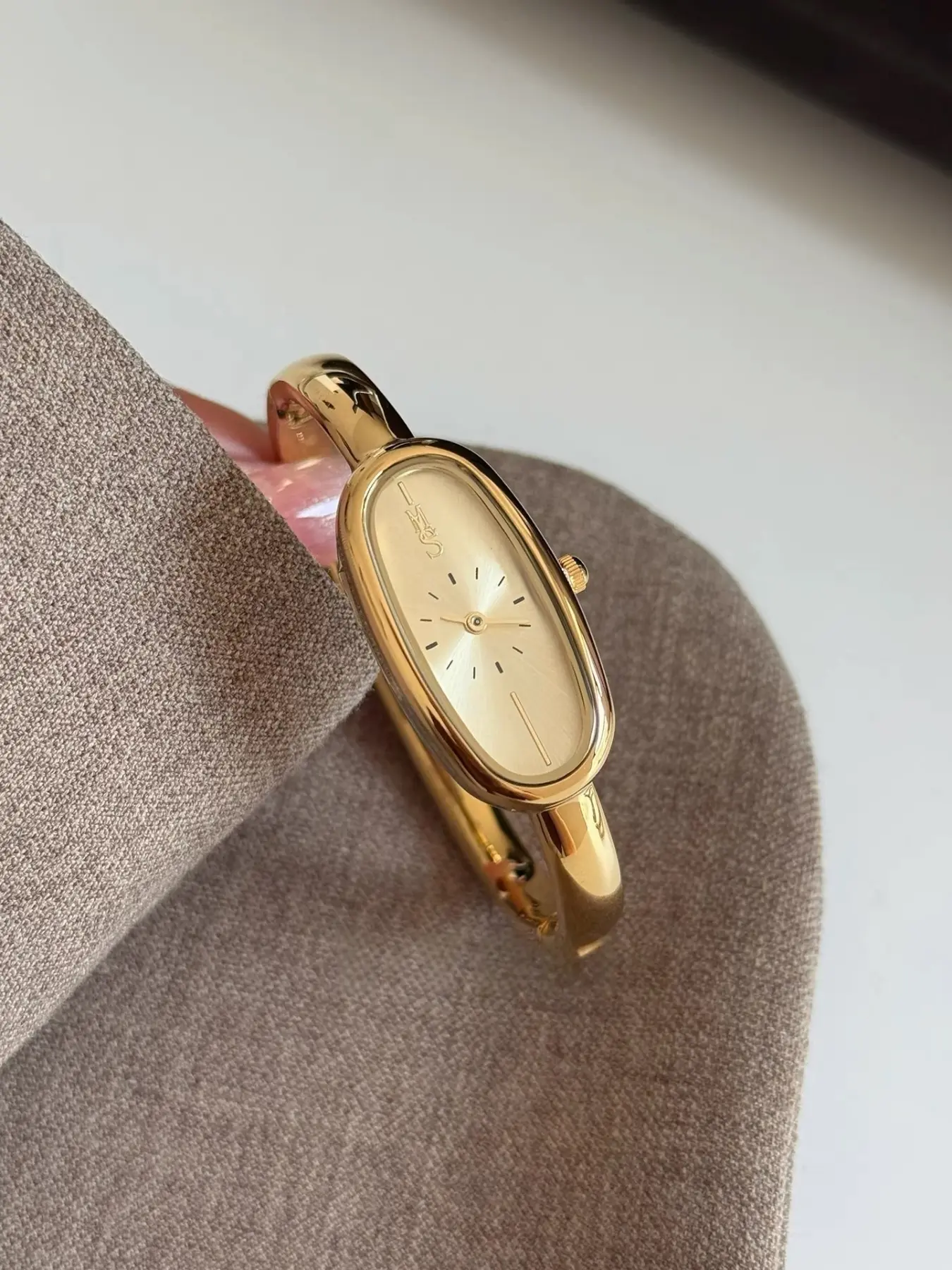 Luxury Ladies Bracelet Watch, Elegant Waterproof Women's Watch for Daily Wear & Special Occasions, Modern Fashion Timepiece, Modern Fashionable Wristwatch, Elegant Oval Watch, Quartz Wristwatch, Fashion Wristwatches
