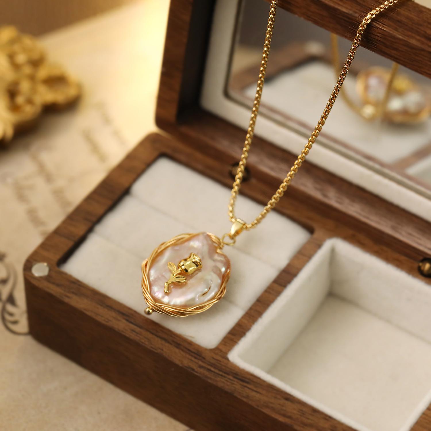 Vintage Large Baroque Pearl Pendant Necklace, 18K Gold Plated Tulip Clavicle Chain, Dainty Luxury Sweater Chain, Trendy 2026 Jewelry Gift for Her