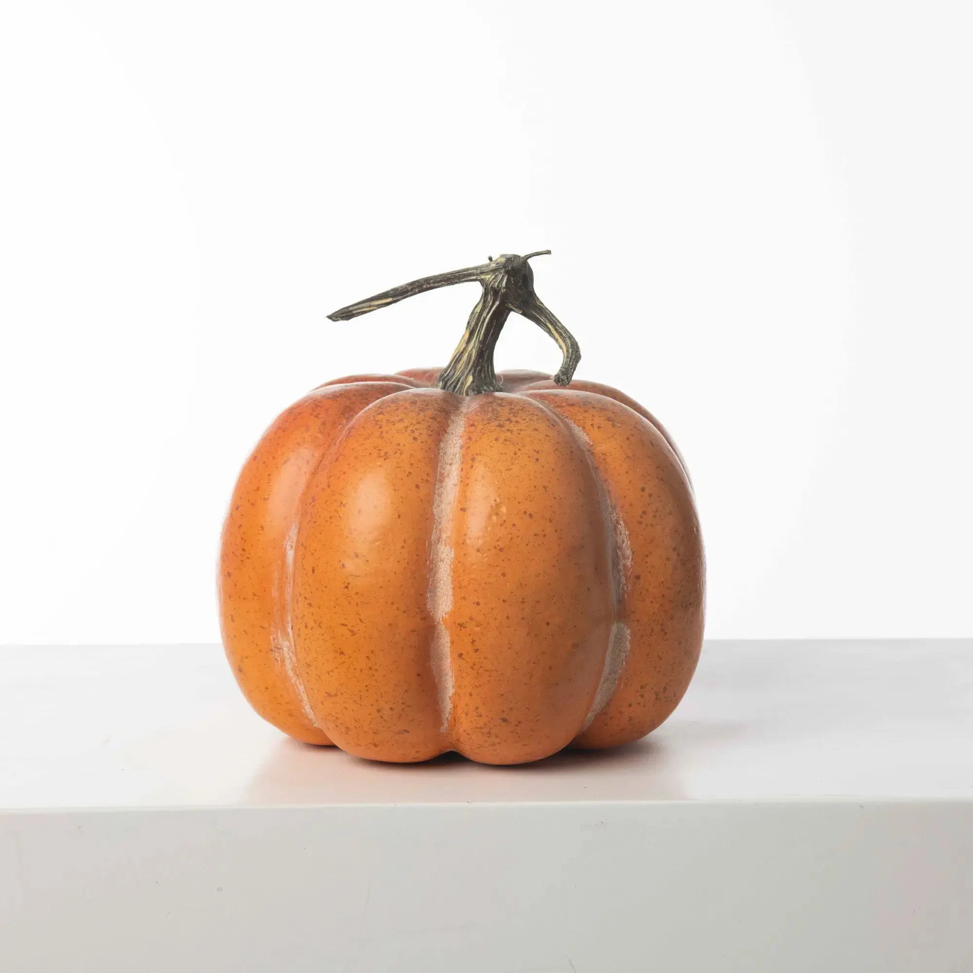 Medium-Sized Orange Decorative Pumpkin Ornaments, 8.5x9 in Fall Home Decor for Halloween & Thanksgiving, Dinner Table Table Decor, 8.5" D X 9" H