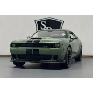 Dodge Challenger SRT Hellcat Widebody - Motormax 1:24 Diecast
