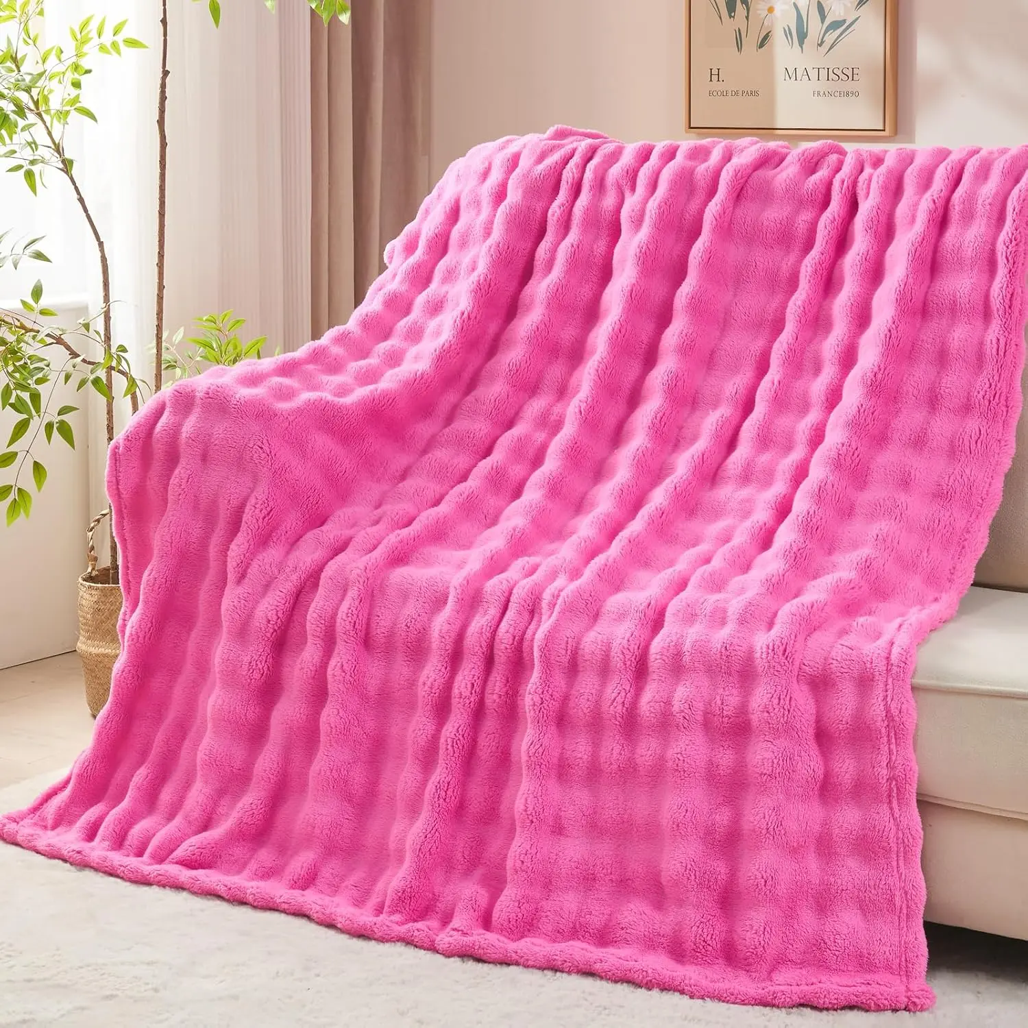 Lavender Queen 3D Bubble Print Super Flannel Throw Blanket - Fluffy Weave, Soft, Modern, Wrinkle Resistant, Lightweight, Couch Use, 90"x90", Machine Wash, Wash Separately Cold - Ideal Birthday Gift, Super Soft, Queen(90