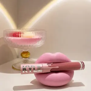 Lip, lipstick holders