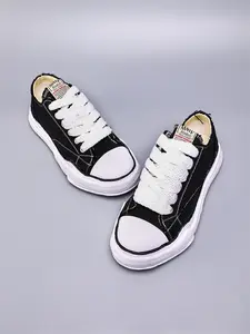 Men's Low Top Casual Shoes, Sneaker, Lace-Up Design, Lightweight Vintage Style, Comfortable Daily Wear, Canvas Material, Fall & Winter