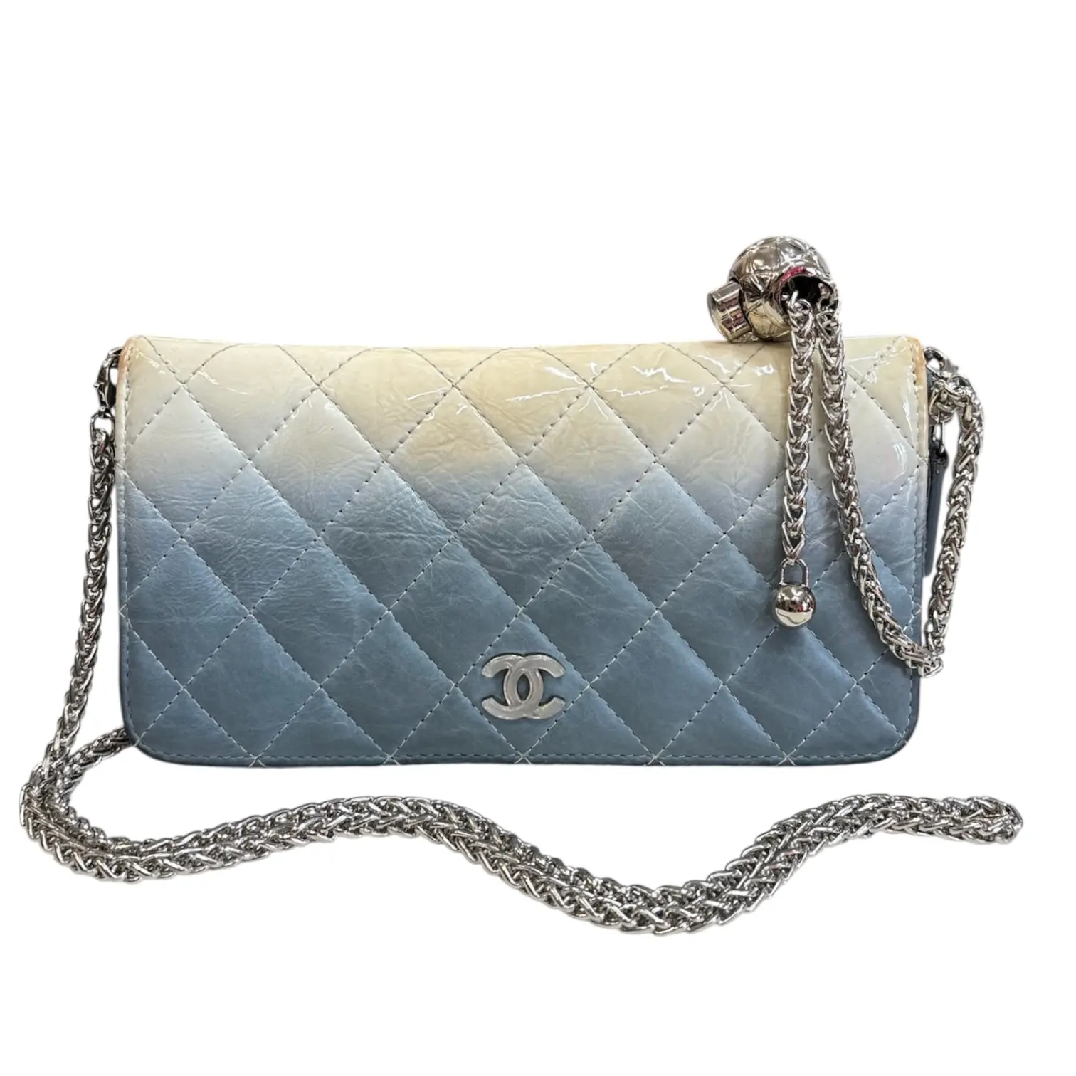 Pre-owned CHANEL Leather Crossbody Bags Ombre Zip Wallet with added adjustable chain