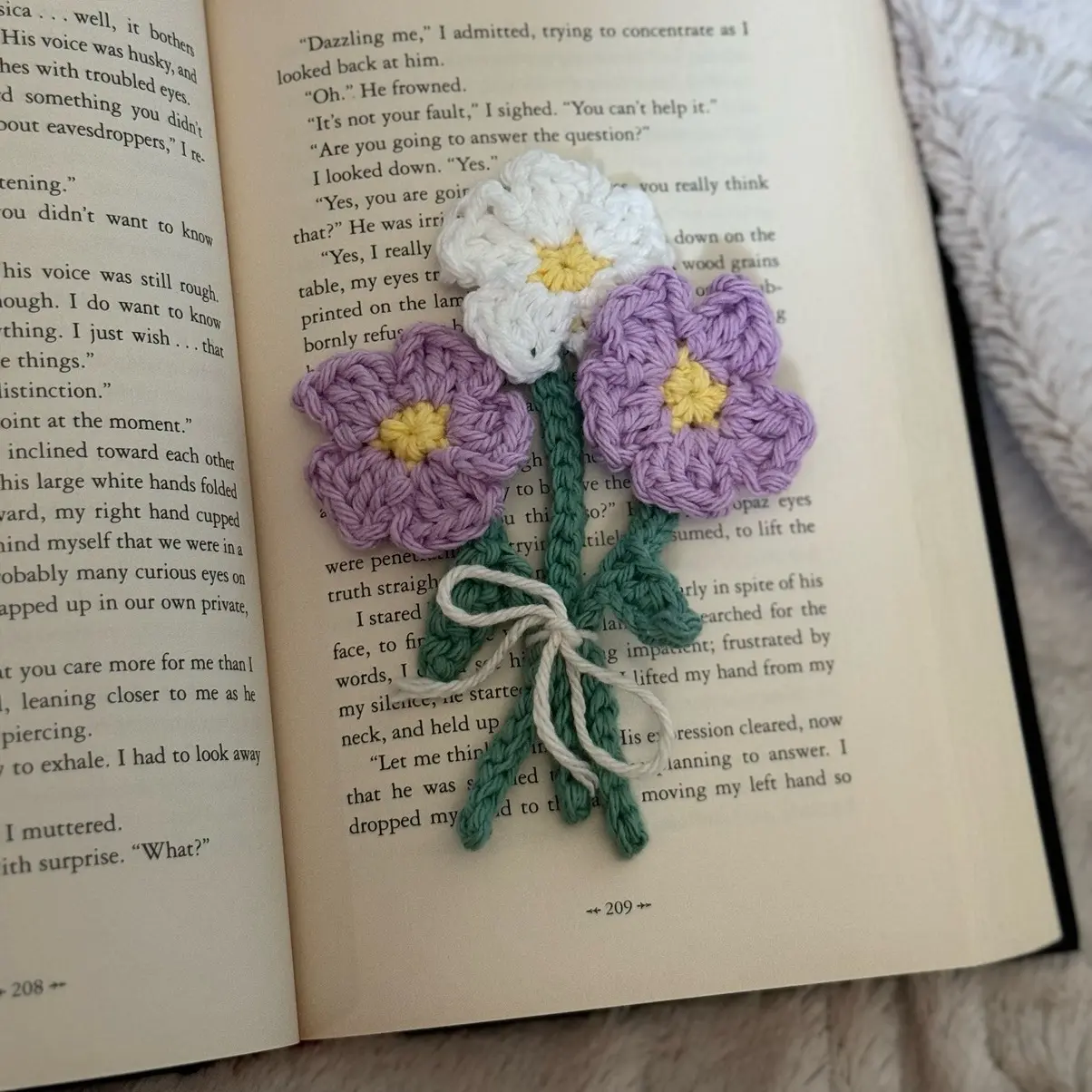 Crochet Forget-me-Not Flower Bookmark