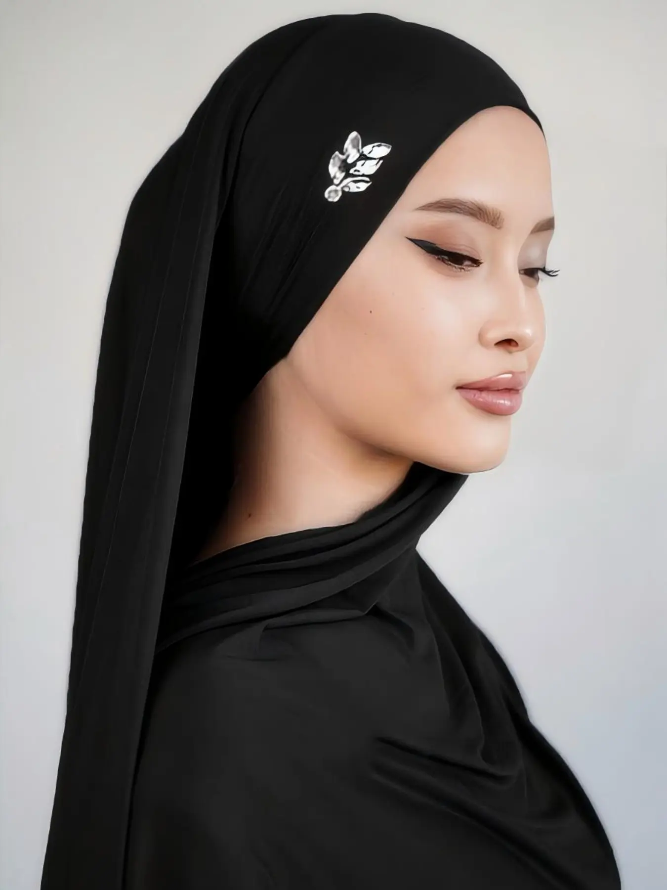 Women Muslim Hijab Scarf, Clothing, Prayer Scarf, Modesty Hijab Wrap, Soft Jersey Material, Silver Color Leaf Design, Suitable for All Occasions, Classic Headscarf & Shawl