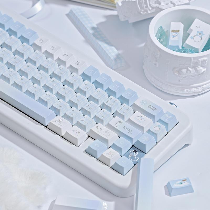 Ergonomic keycaps COOMICKEY Creamy Keycaps Set 145 Keys PBT Dye Sublimation Snowman Shape Blue Custom Keycap for 61/64/87/104/108 Cherry MX Switches ISO ANSI Layout Mechanical & Gaming Keyboard