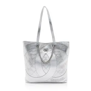 Pre-owned CHANEL Lambskin Tote Bags Metallic Club Monaco Large Shopping Tote