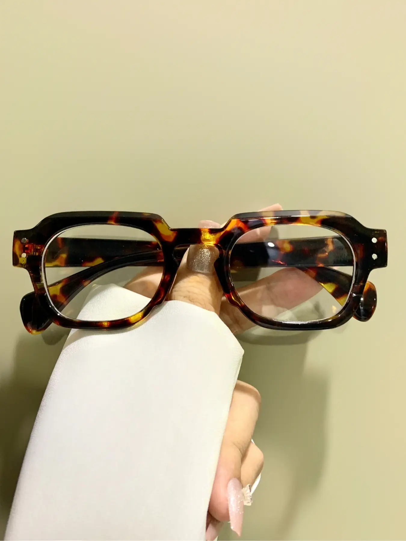 Fashion Square Glasses, Retro Fashionable Frames Glasses for Men and Women, Simple Eyewear PC Lenses, Trendy Vintage Eyeglasses