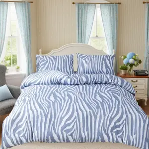 3-Piece Bedding Set with Zebra Print Design, Soft Breathable Fabric, Includes 1 Duvet Cover & 2 Pillowcases, Perfect Bedroom Decor, Modern Bedding Set