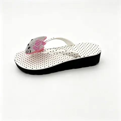 Sanrio Hello Kitty White Polka-Dot Non-Slip Women's Stylish Flat Thong Sandals - Beach Footwear, Casual Outdoor Sandals, Outdoor Beach Shoes for Summer