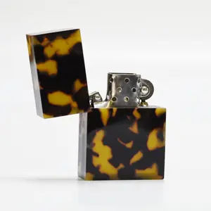 Tortoise Zippo Style Lighter | Lifestyle