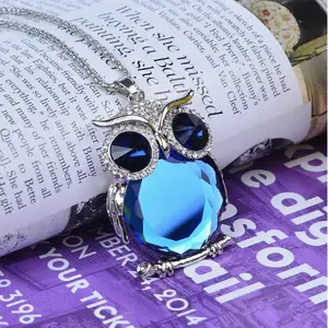 Elegant Owl Pendant Necklace with Gemstone Inlay, Luxury Long Sweater Chain for Parties & Gifts, Stylish Owl Jewelry Accessory