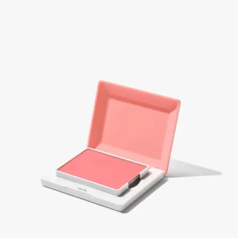 Cloud Paint Plush Blush: Seamless Flex Powder Blush