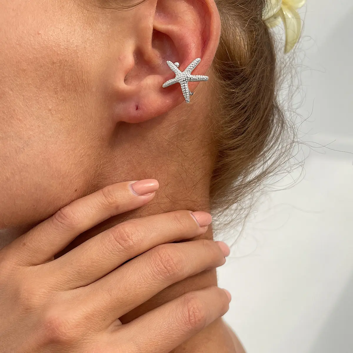 06 Ancient silver ear clips (single) 3550