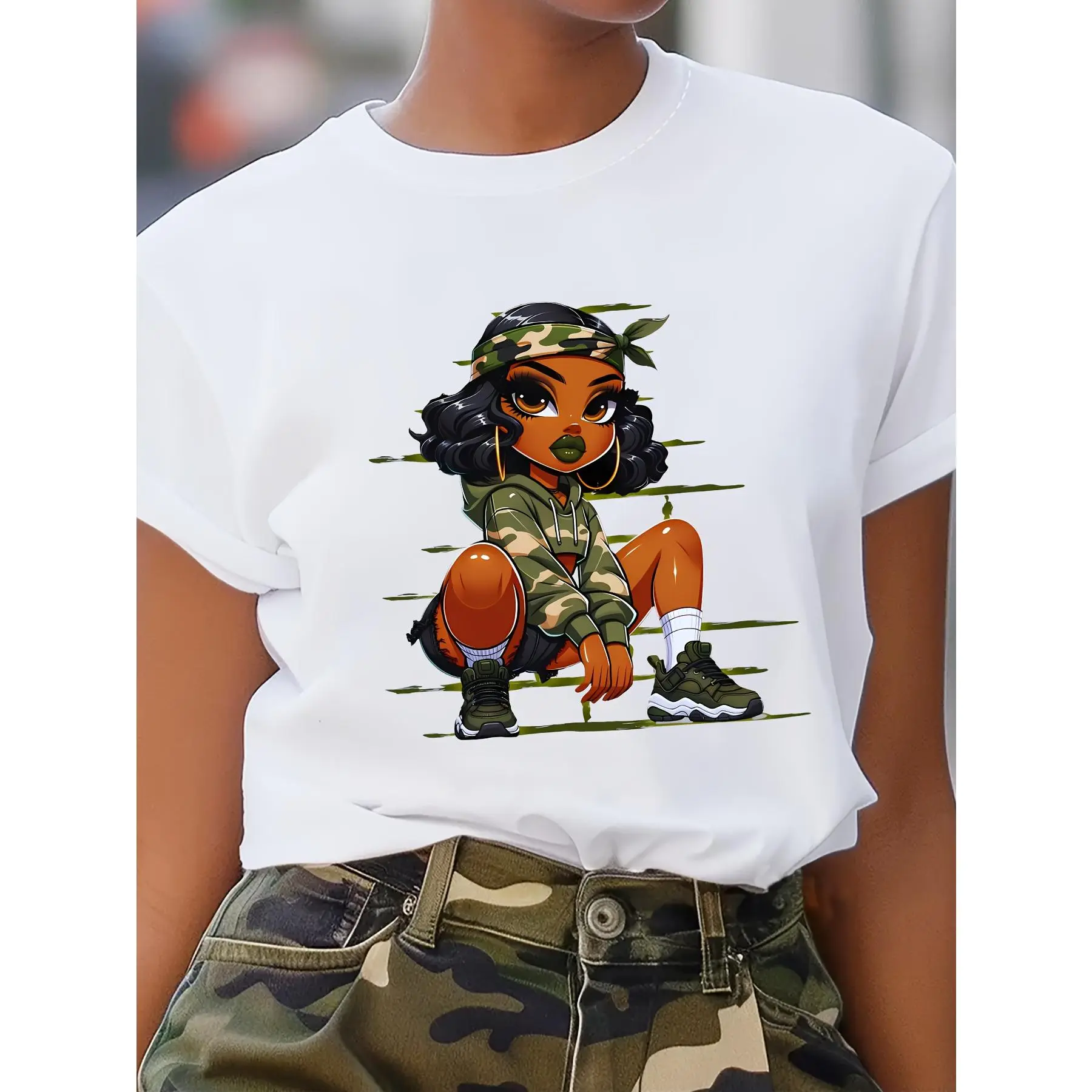 Women's Casual Cool Graphic T-Shirt - Short Sleeve Crew Neck Camouflage Print Streetwear Perfect for Spring & Summer Ladies T Shirts
