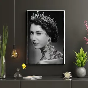 Punk Queen Queen Elizabeth Home Decor - POSTER NO FRAME