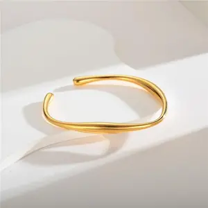 Teardrop Gold Cuff Bracelets for Women Adjustable 18K Gold Plated Chunky Open Cuff Bangle Bracelets Minimalist Thick Gold Wrist Cuff Bracelets