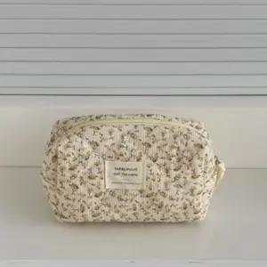 Floral Pattern Makeup Bag, Multifunctional Travel Organizer, Portable Storage Solution, Ideal for Beauty Essentials