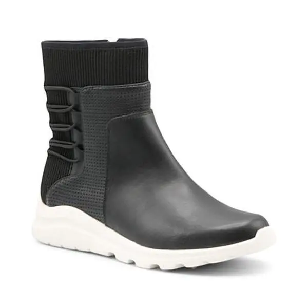 Adrienne Vittadini Tabby Bootie
