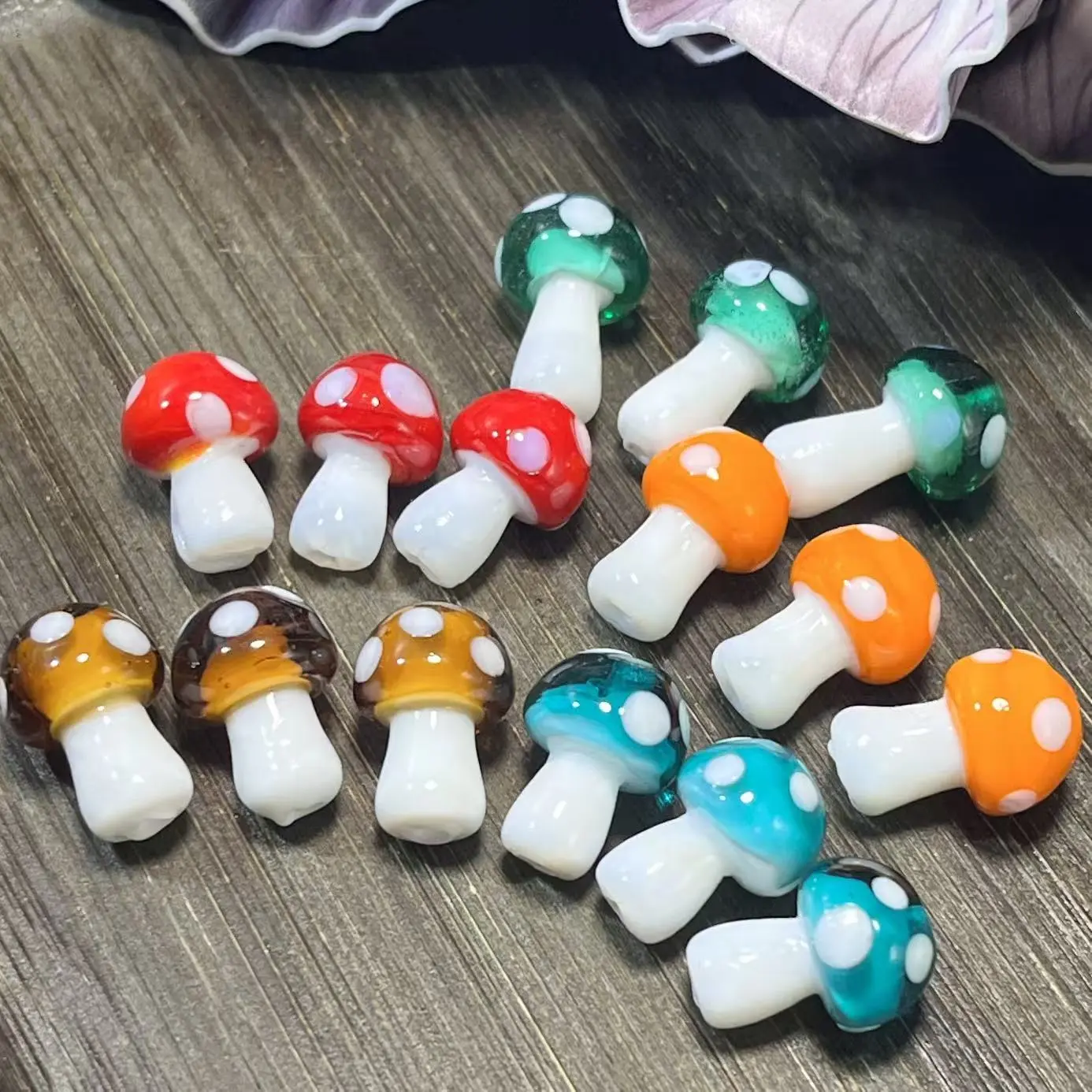 Handmade Lu Ri Crystal Small Mushroom Loose Beads, 11x15mm, 14 Pcs (7 Colors, 2 Pcs Each) - DIY Bracelet-Necklace Craft Accessory Materials for Enthusiasts