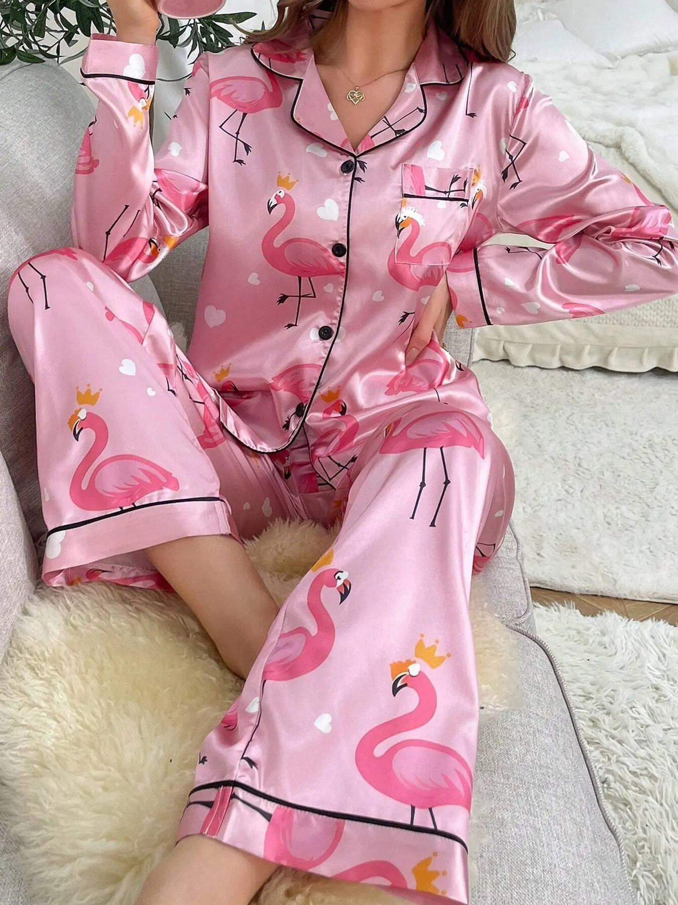 Women's Flamingo Print Satin Pyjama Set, Casual Comfy Long Sleeve Lapel Top & Pants Set for Women, Women's Sleepwear & Loungewear for All Seasons