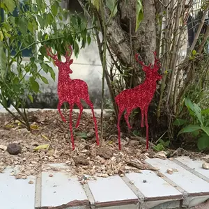 Country Reindeer Garden Stakes Set, Metal Art Decor, Outdoor Lawn and Garden Plug-In, No Power Needed, Animal Theme, Christmas Style