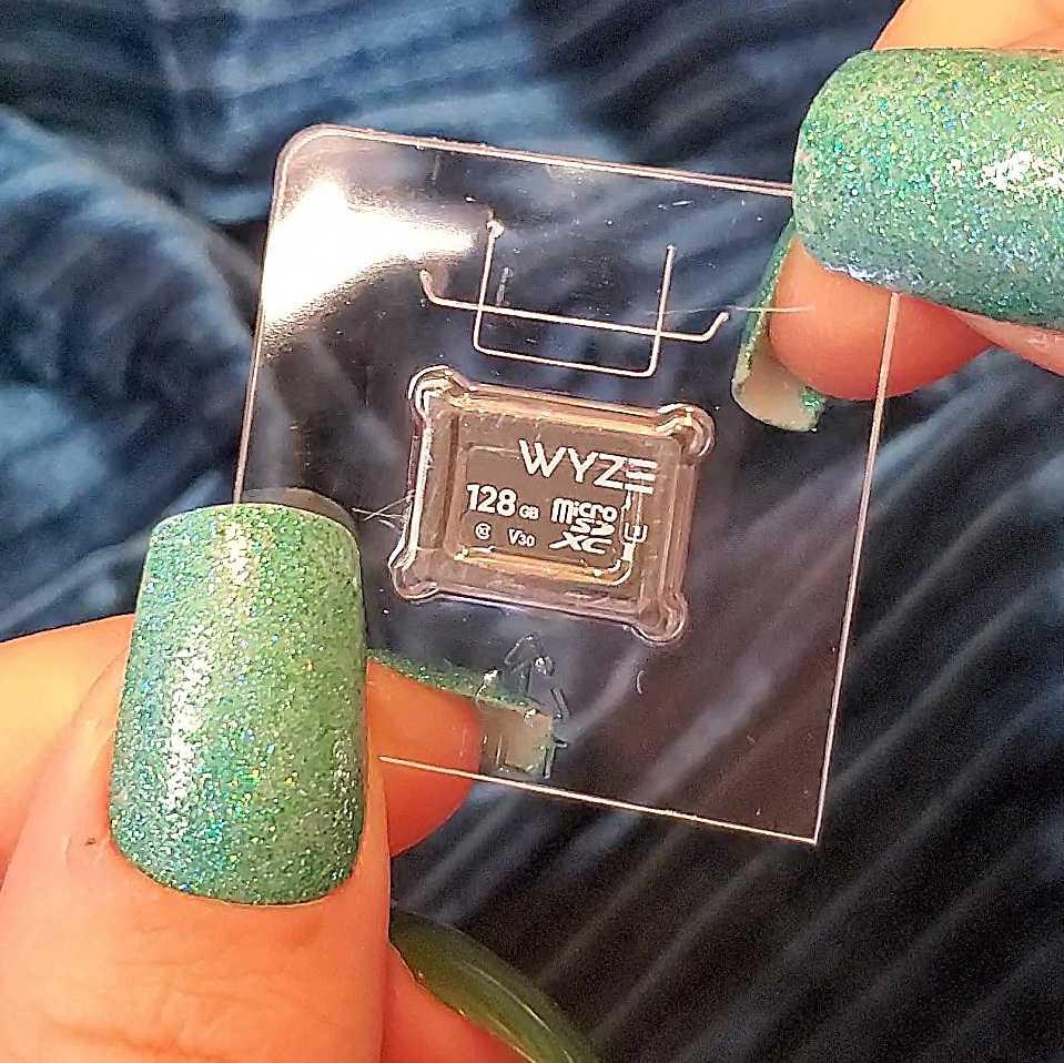 Item: 128GB microSDXC Card